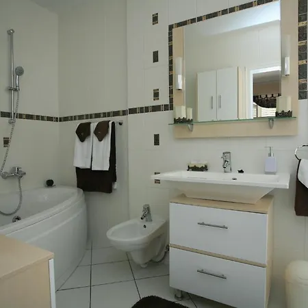 Luxury Mirula Apartament Sumartin