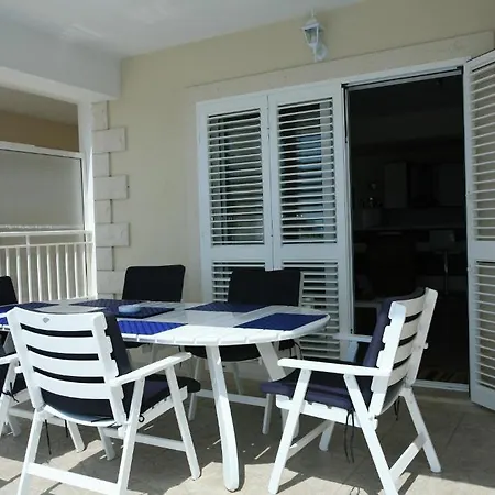 Apartament Luxury Mirula
