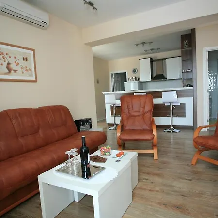 Apartament Luxury Mirula